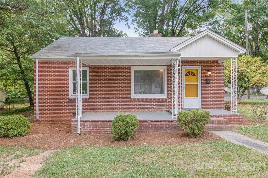 1010 Rankin Avenue - Photo 1