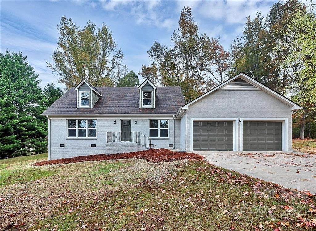 798 Pine Haven Circle - Photo 1