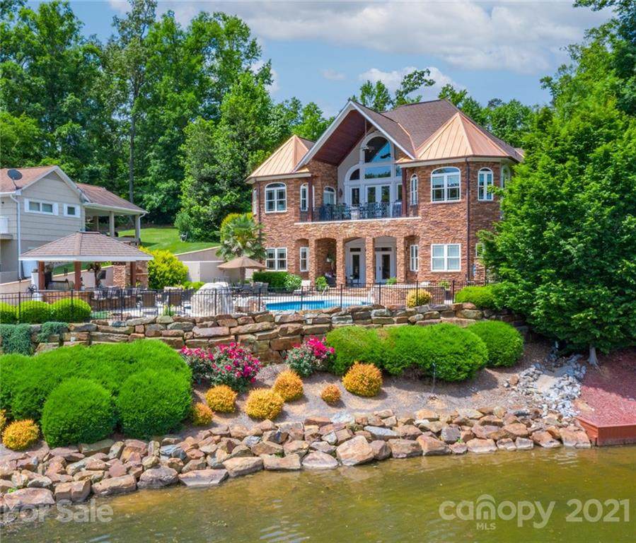 176 Pine Bark Circle - Photo 1
