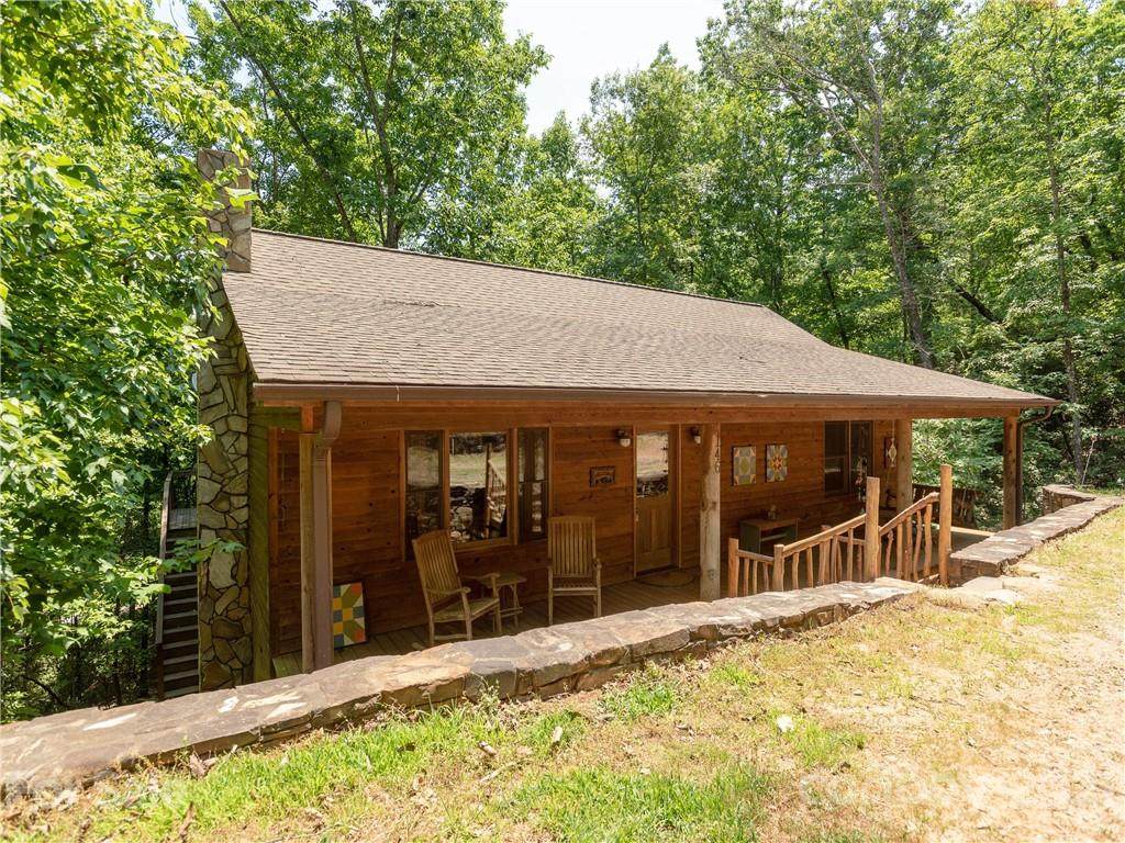 146 Oriole Drive - Photo 1