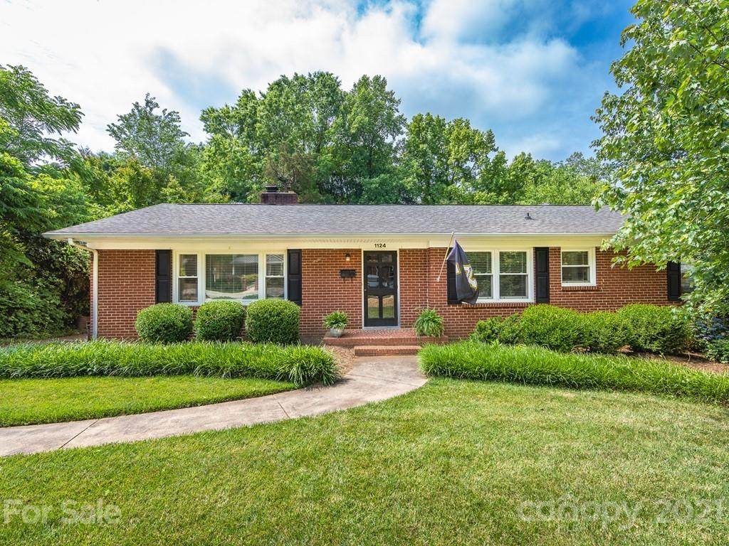 1124 Seneca Place - Photo 1