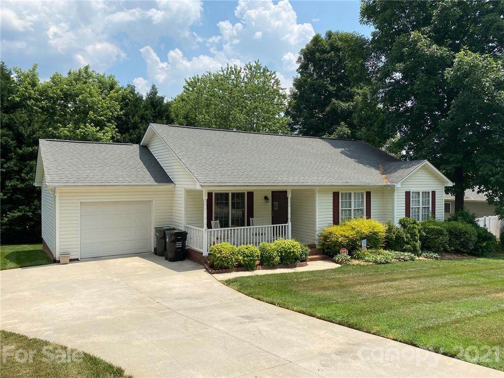 656 Beavers Cove Lane - Photo 1