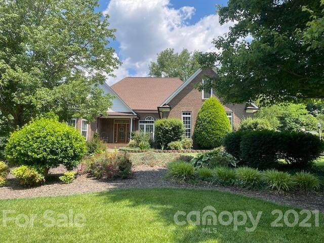 4827 Huddersfield Drive - Photo 1