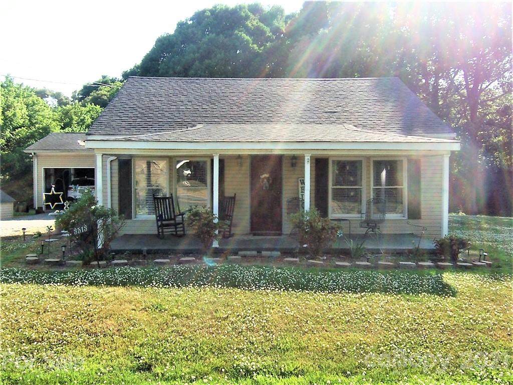 3513 Plainfield Drive - Photo 1