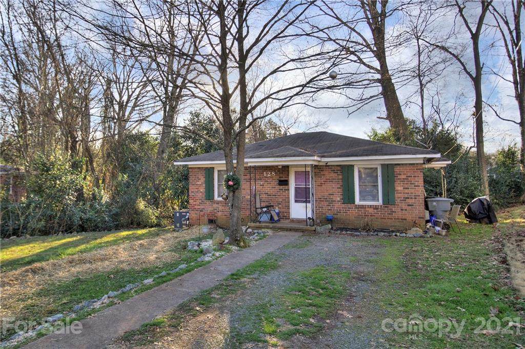 128 Mattoon Street - Photo 1