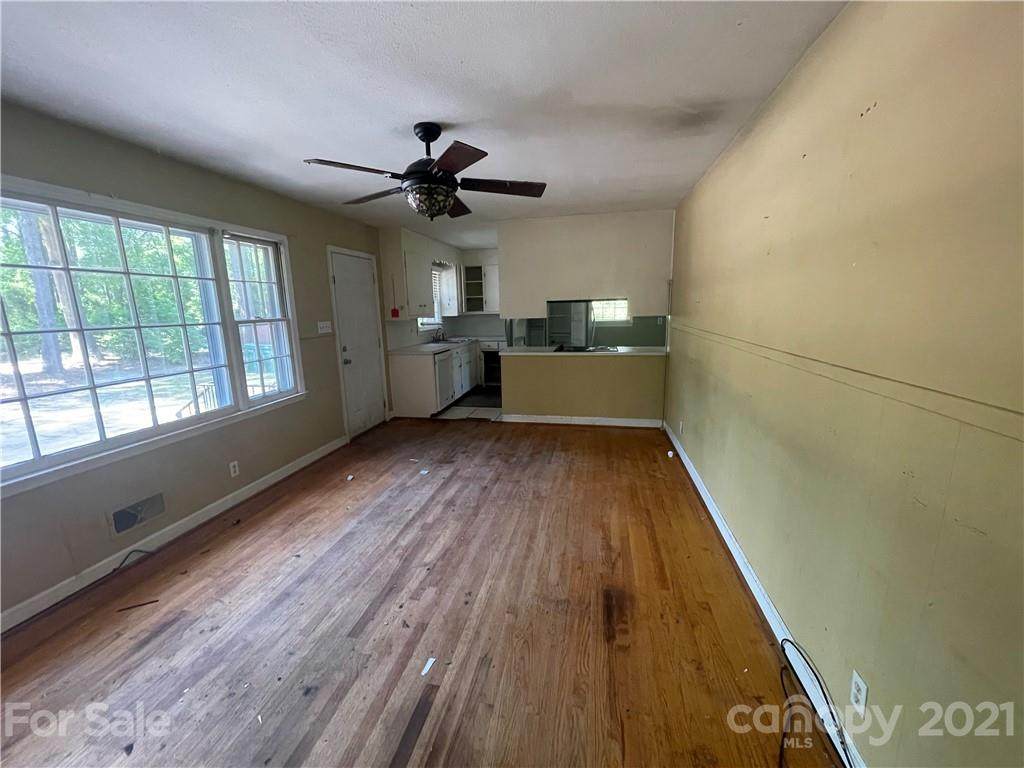200 Huckleberry Drive - Photo 1