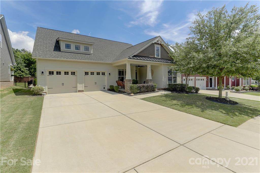5202 Waterloo Drive - Photo 1