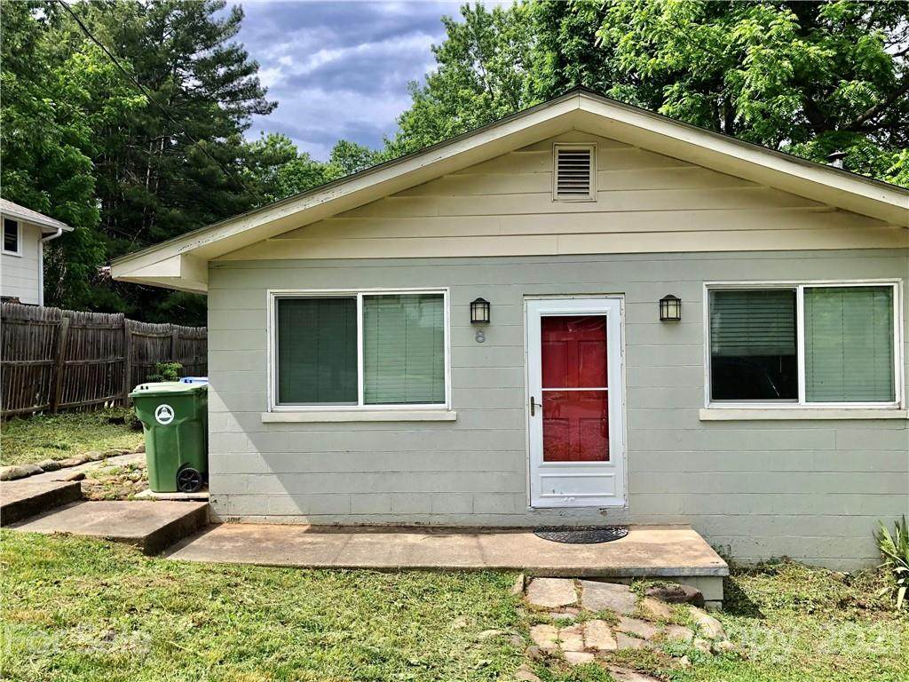 8 Hickory Terrace - Photo 1