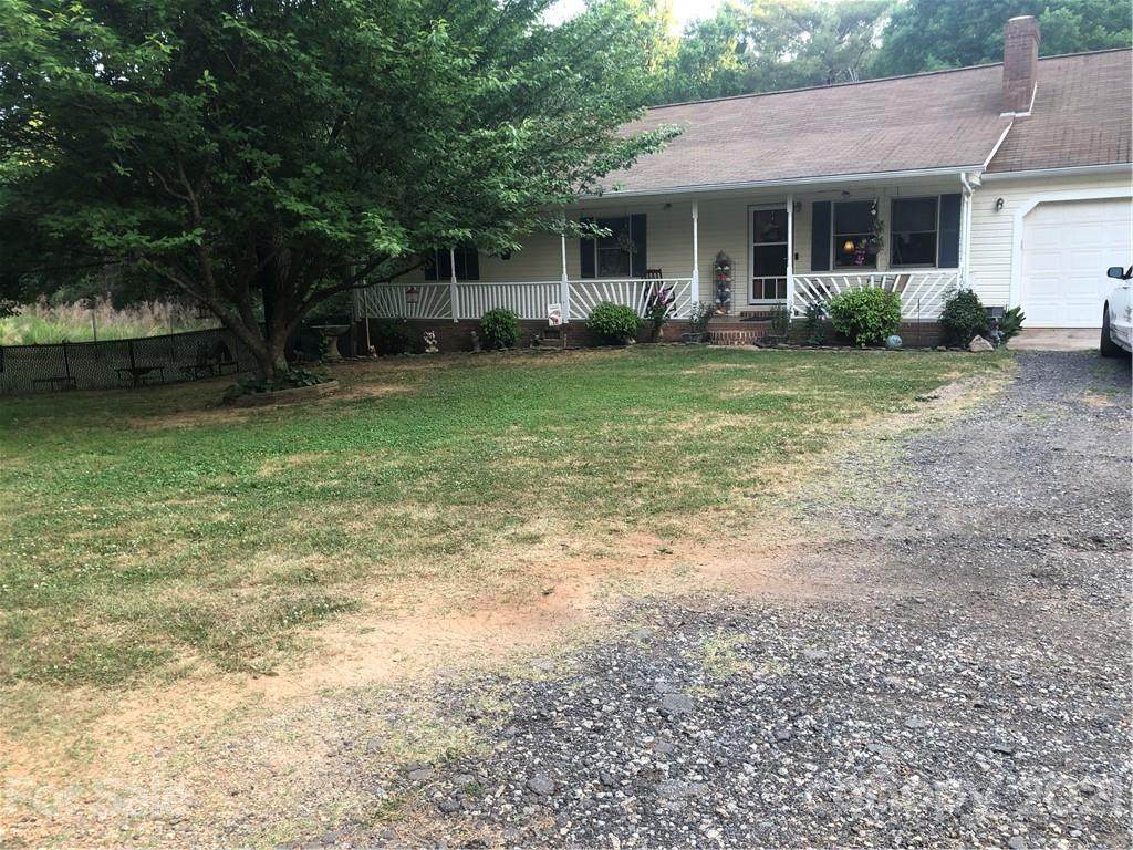 1400 Overbrook Trail - Photo 1