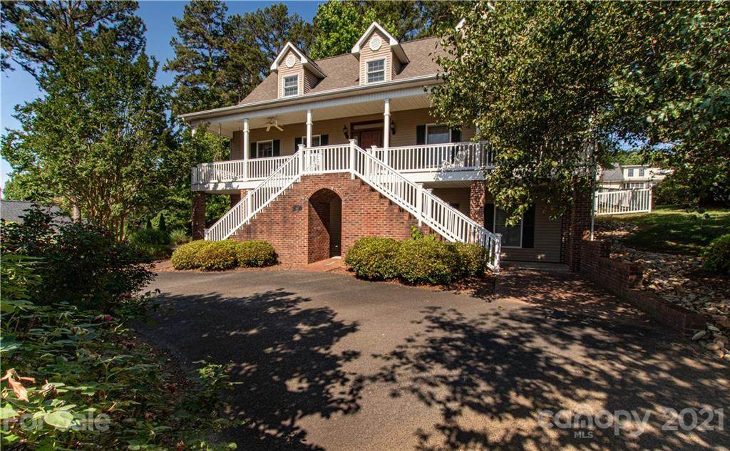 1111 Smith Street - Photo 1