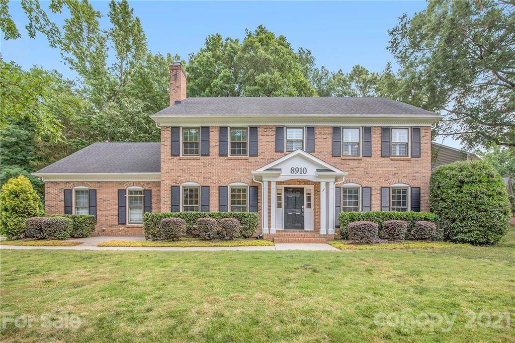 8910 Peyton Randolph Drive - Photo 1
