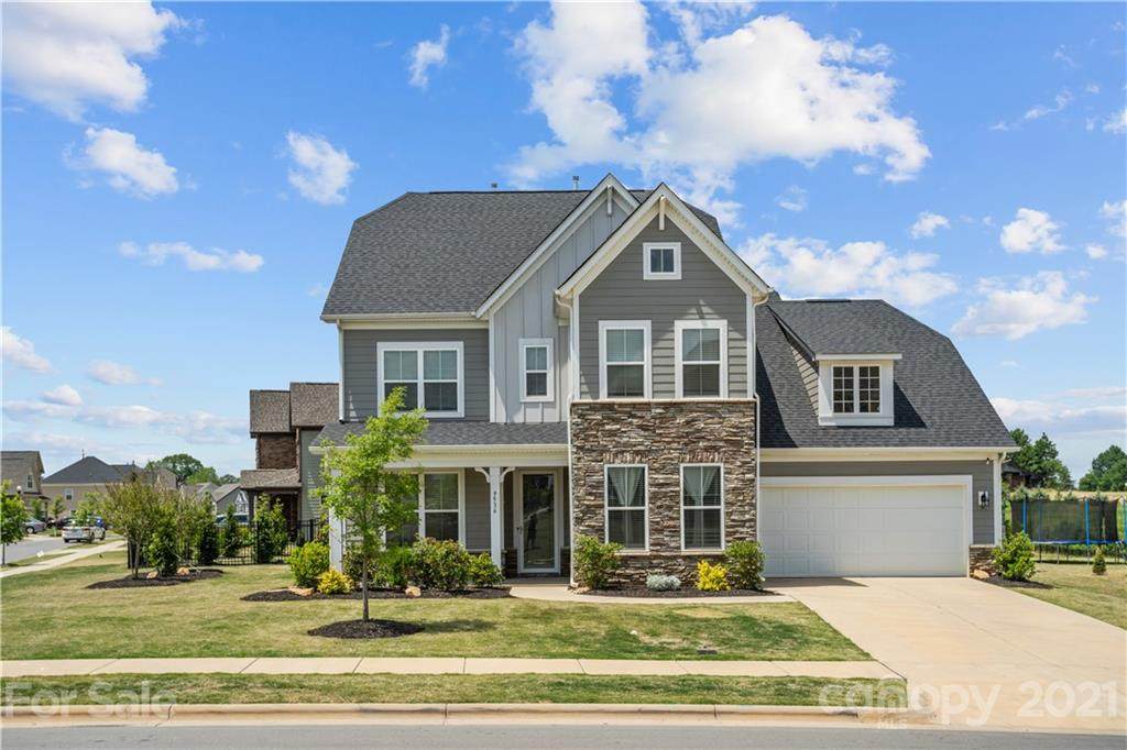 9536 Herringbone Lane - Photo 1