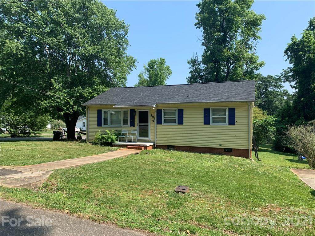 501 Caroline Avenue - Photo 1