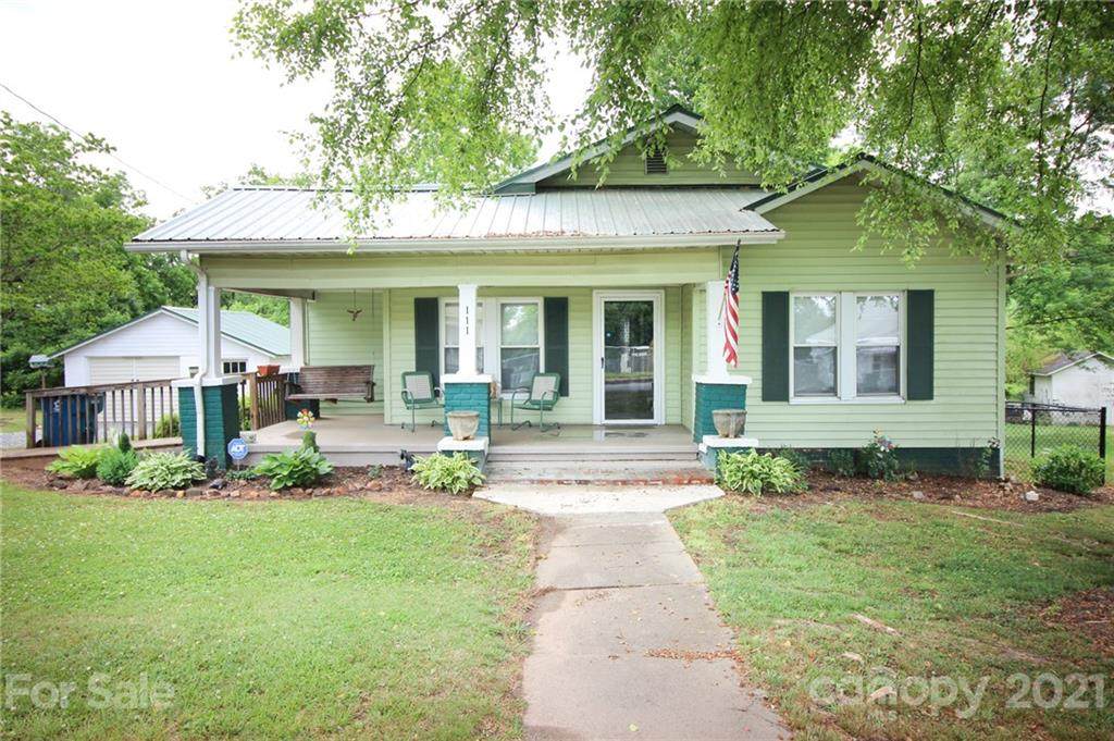 111 Mountain View Street - Photo 1