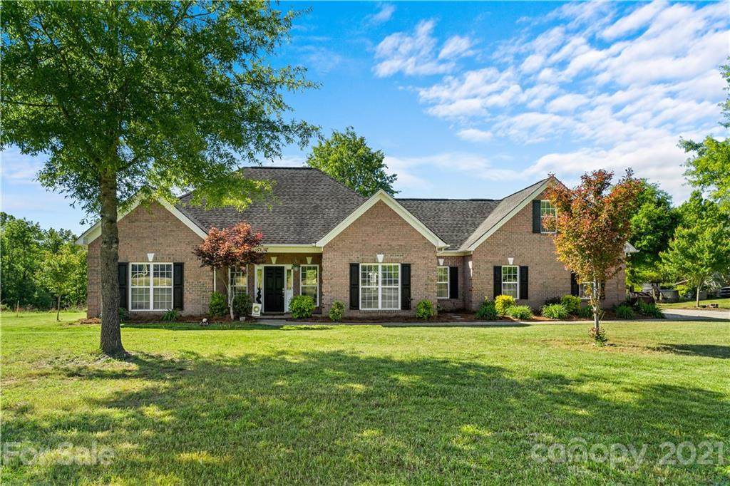 4022 Lower Stone Church Road - Photo 1