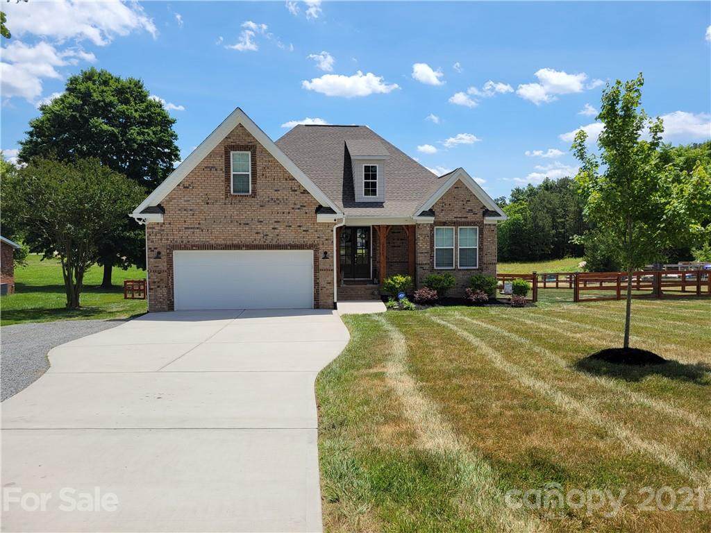 17098 Pond Road - Photo 1