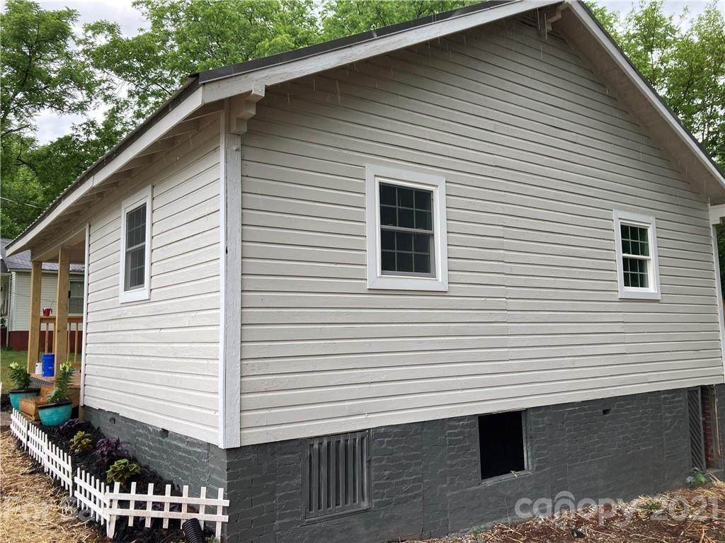 131 Prince Street - Photo 1