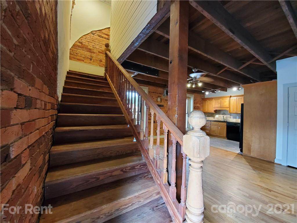108 Charlotte Avenue - Photo 1