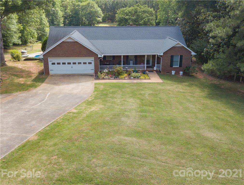 2528 Taylor Road - Photo 1