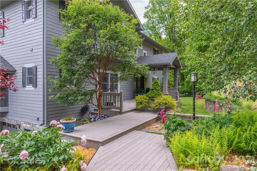 52 Alavista Way - Photo 1