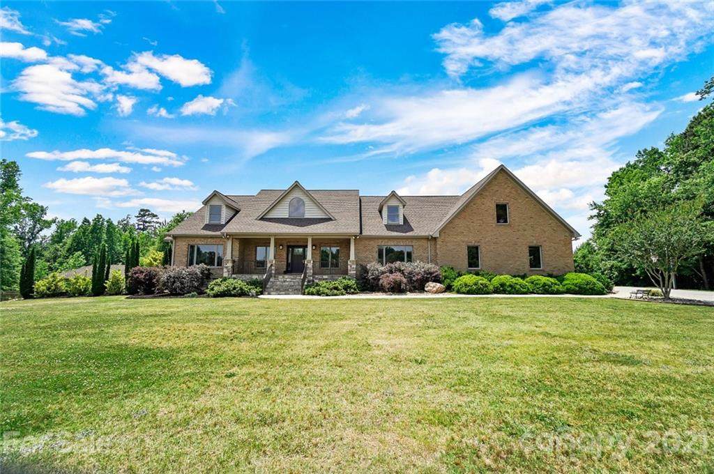 155 Backwoods Lane - Photo 1