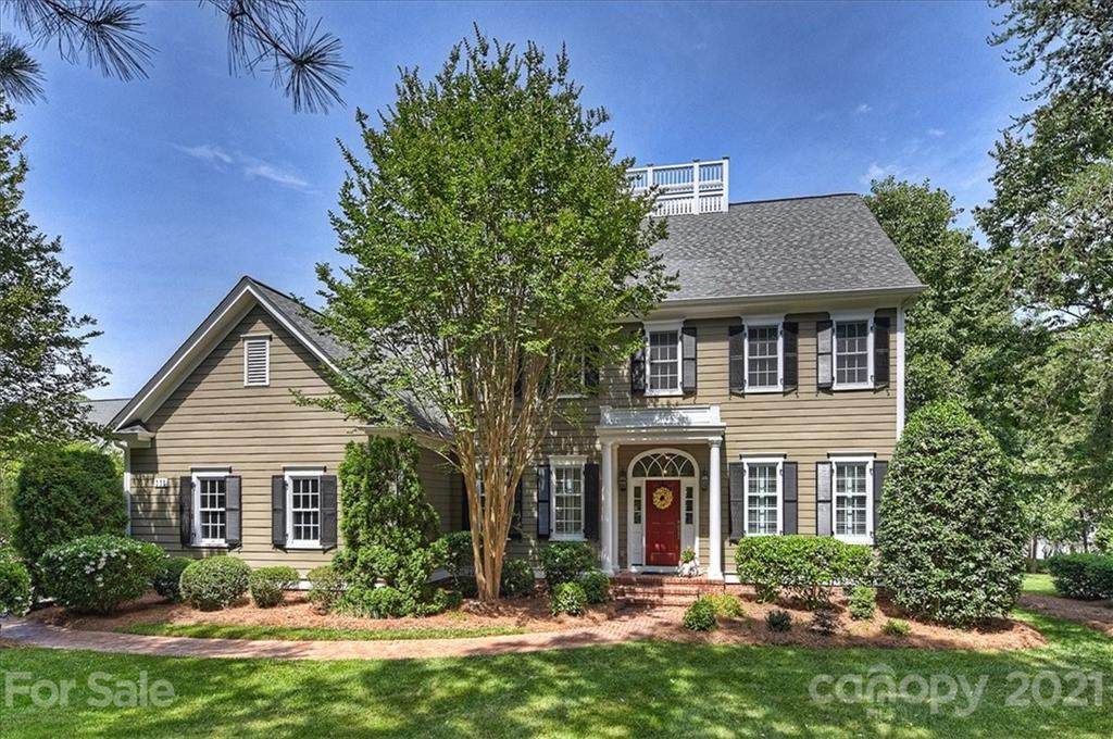 111 Hopkinton Drive - Photo 1