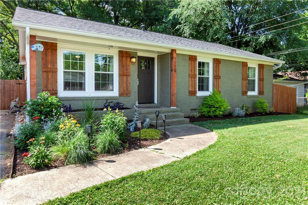 1110 Eastview Drive - Photo 1