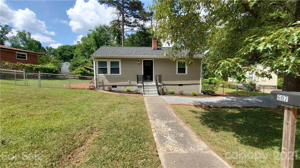 607 Westwood Circle - Photo 1