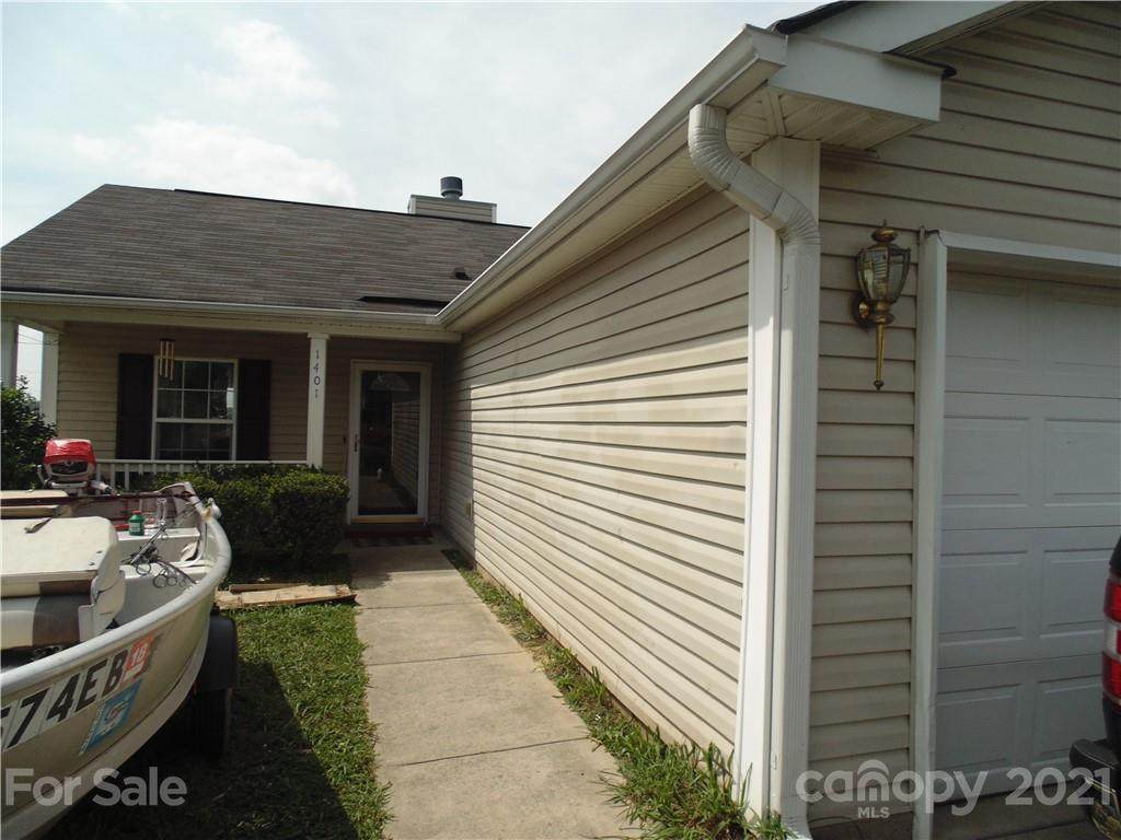 1401 Bray Drive - Photo 1