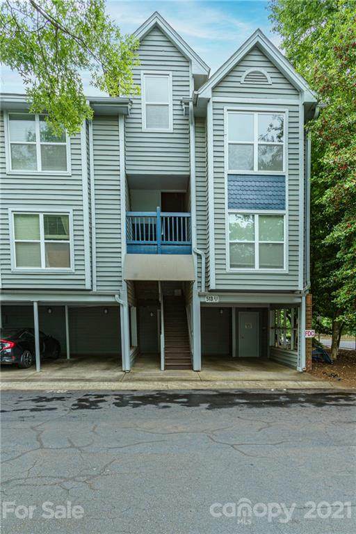 513 Graham Street - Photo 1