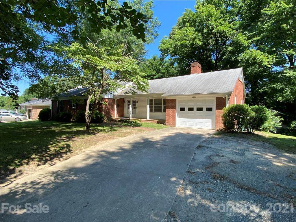 1436 Jackson Street - Photo 1