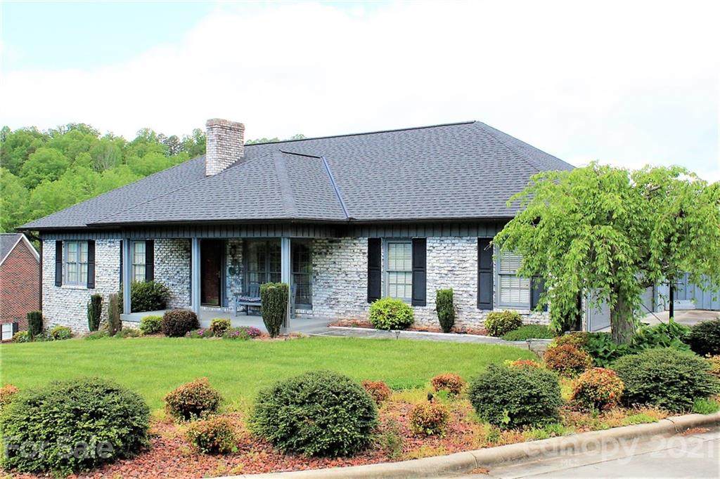 514 Golfview Court - Photo 1