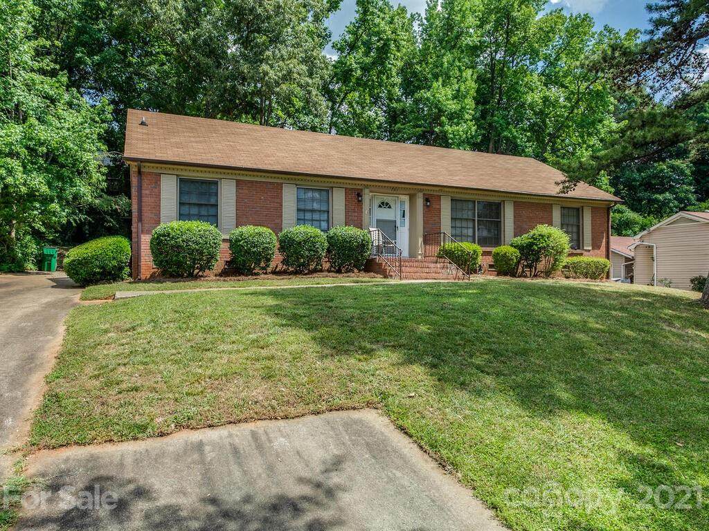 7311 Riding Trail Road - Photo 1