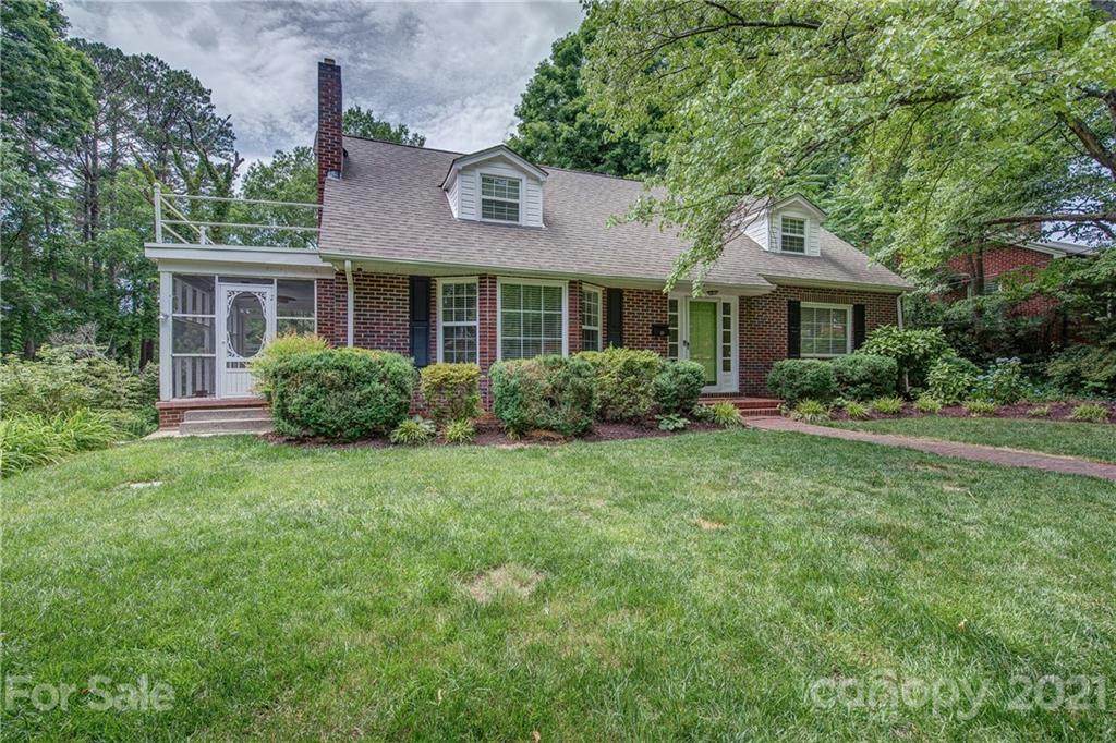 411 Elizabeth Street - Photo 1