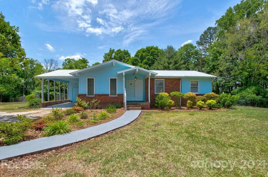 8073 Wateree Road - Photo 1
