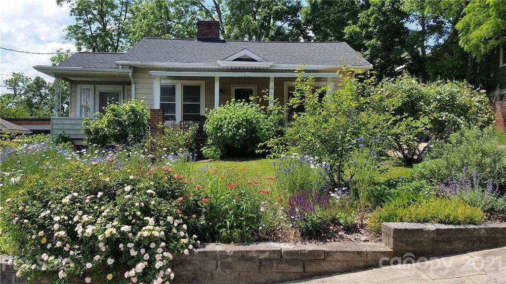 46 Larchmont Road - Photo 1