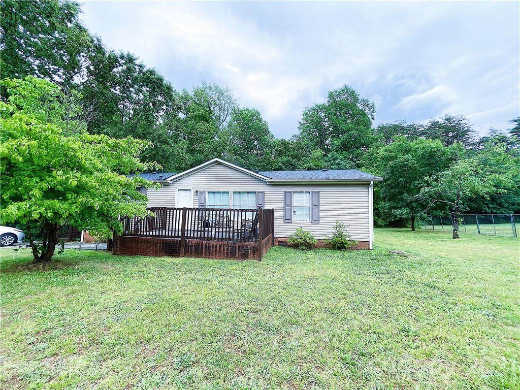 1233 Forest Ridge Road - Photo 1