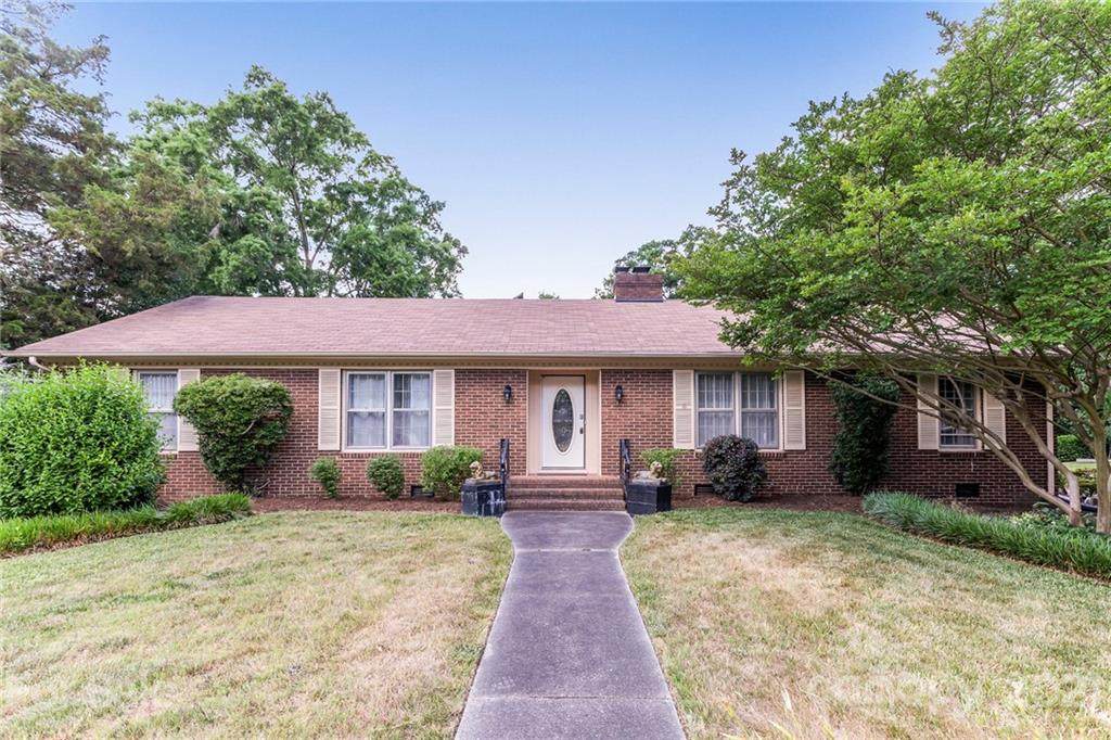 1231 Redcoat Drive - Photo 1