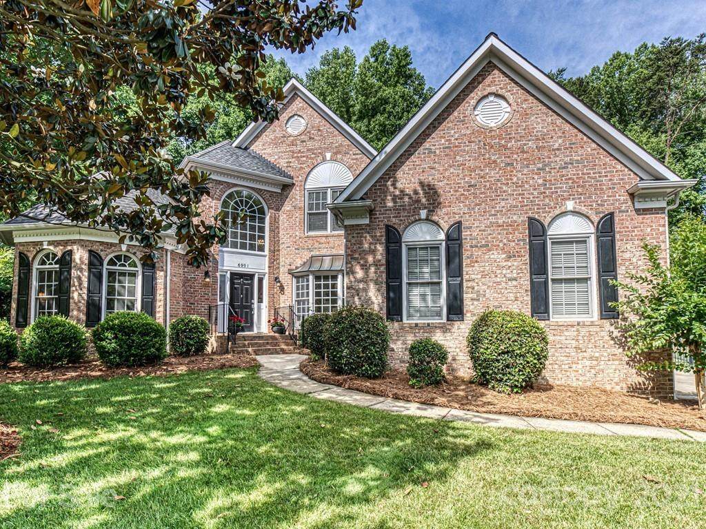 6901 Riesman Lane - Photo 1