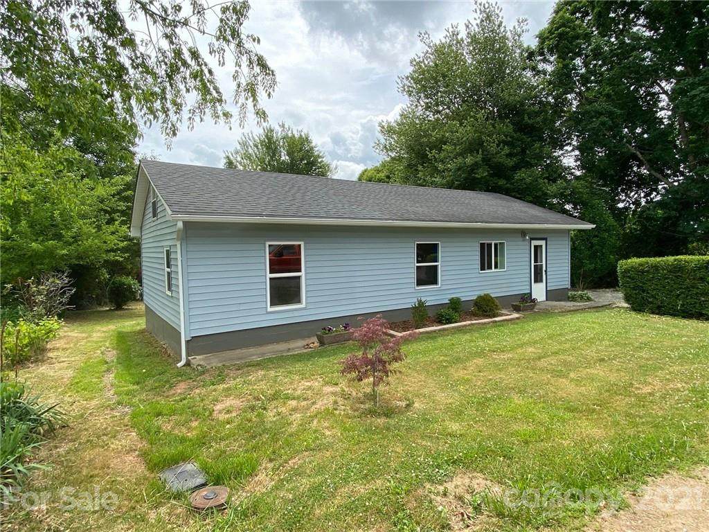 446 Jack Street - Photo 1