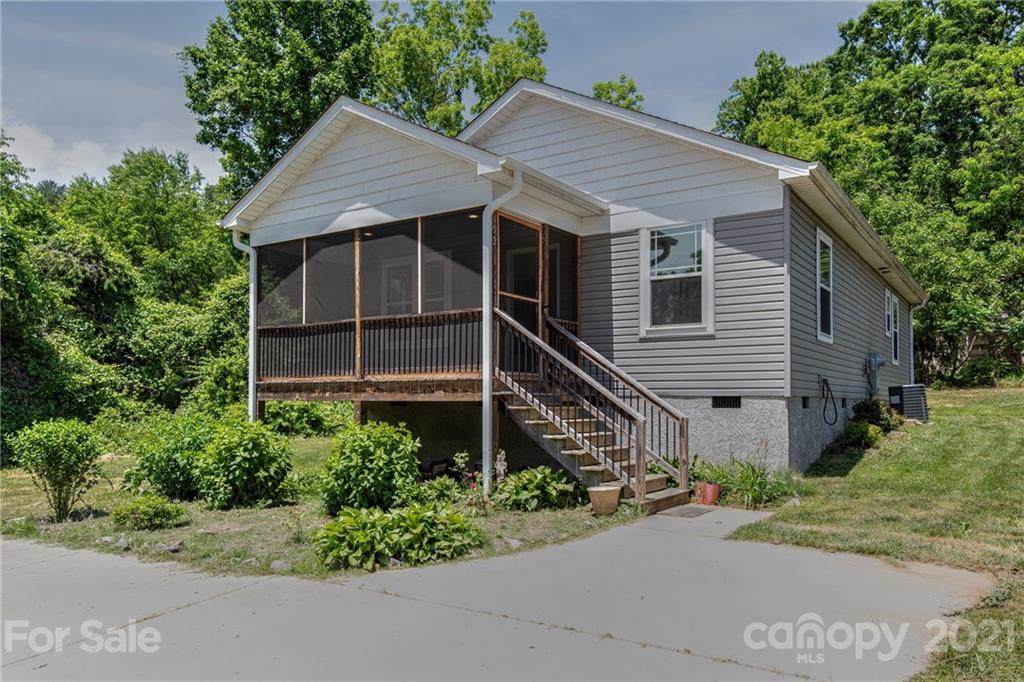 152 Johnston Boulevard - Photo 1