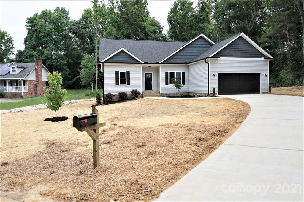 618 Breckenridge Road - Photo 1