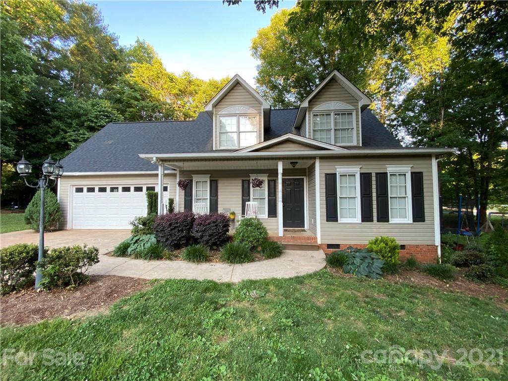 110 Hannah Drive - Photo 1