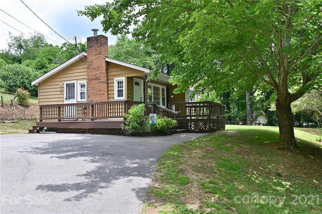 11 Skyview Park Drive - Photo 1