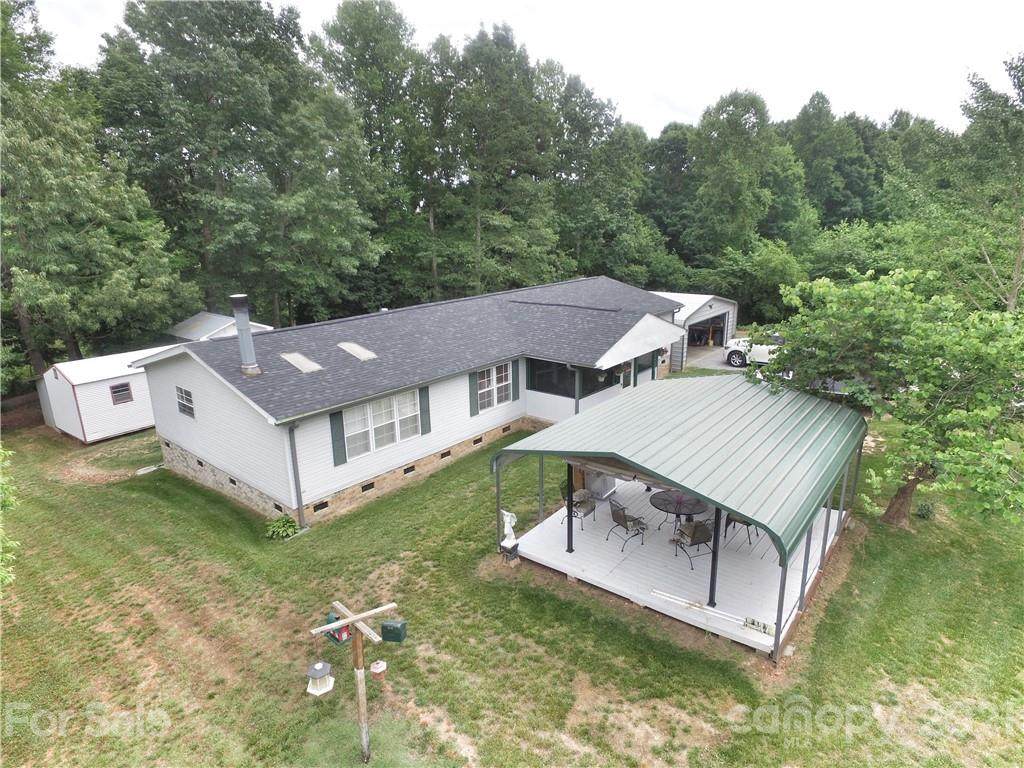 1096 Ginger Lane - Photo 1