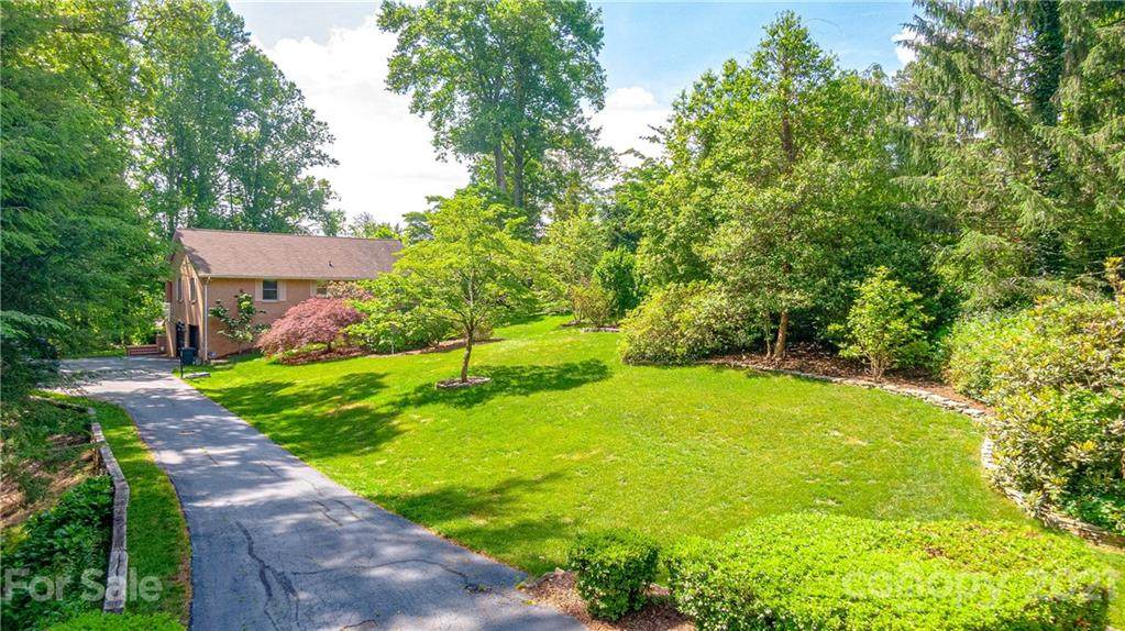 12 Fairway Drive - Photo 1