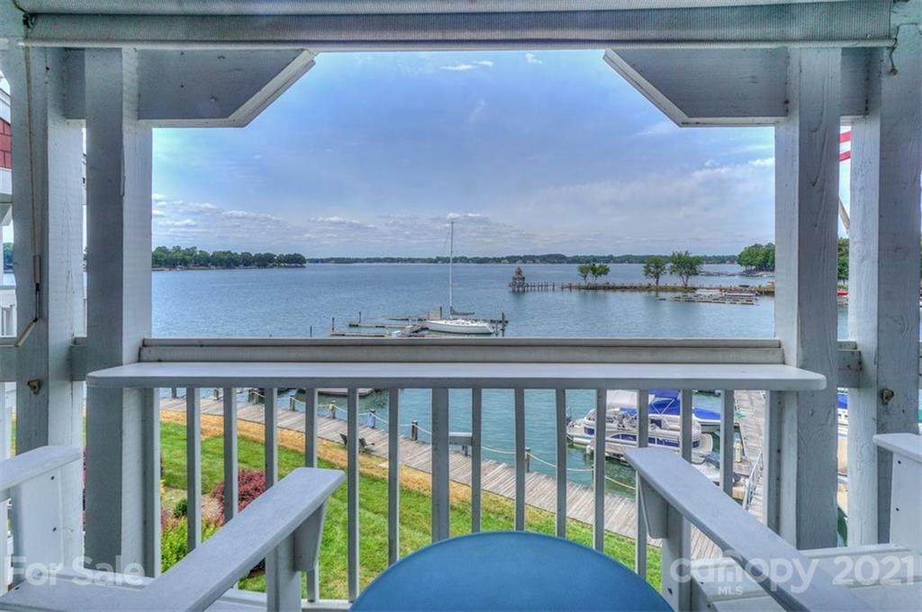 815 Southwest Drive - Photo 1