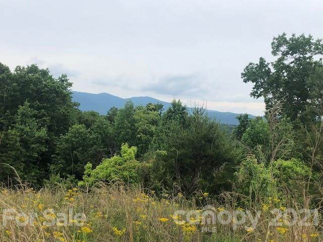 39 Parkway North - Photo 1