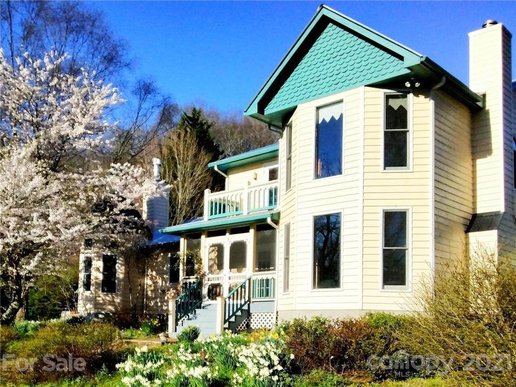 200 Black Hawk Trail - Photo 1