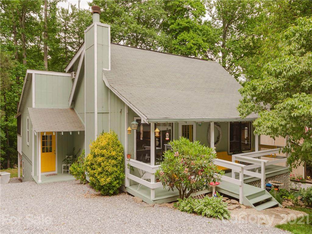 78 Susan Drive - Photo 1